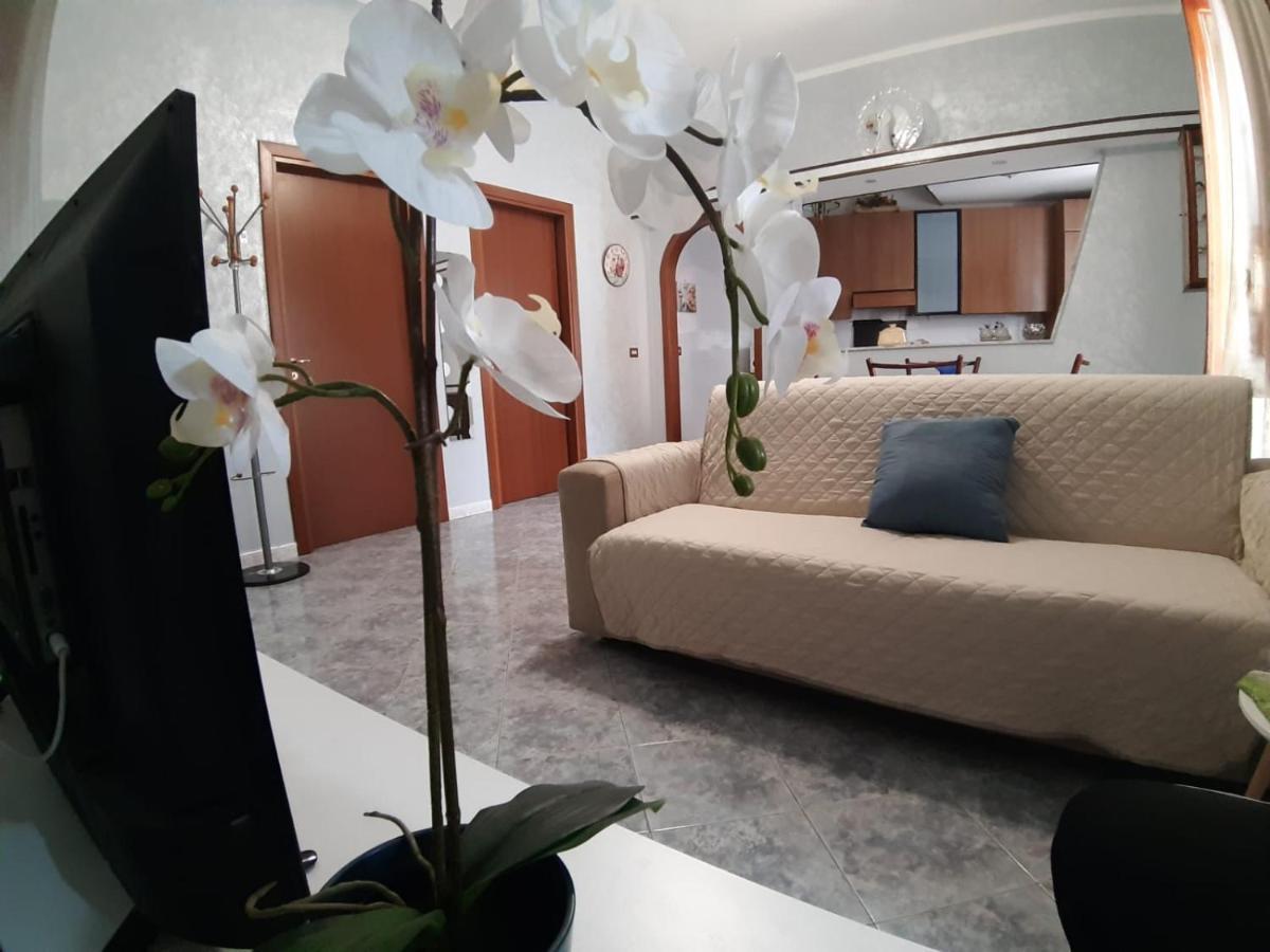 דירות קסטלמרה די סטביה Casa Andrea Tra Napoli E Sorrento מראה חיצוני תמונה